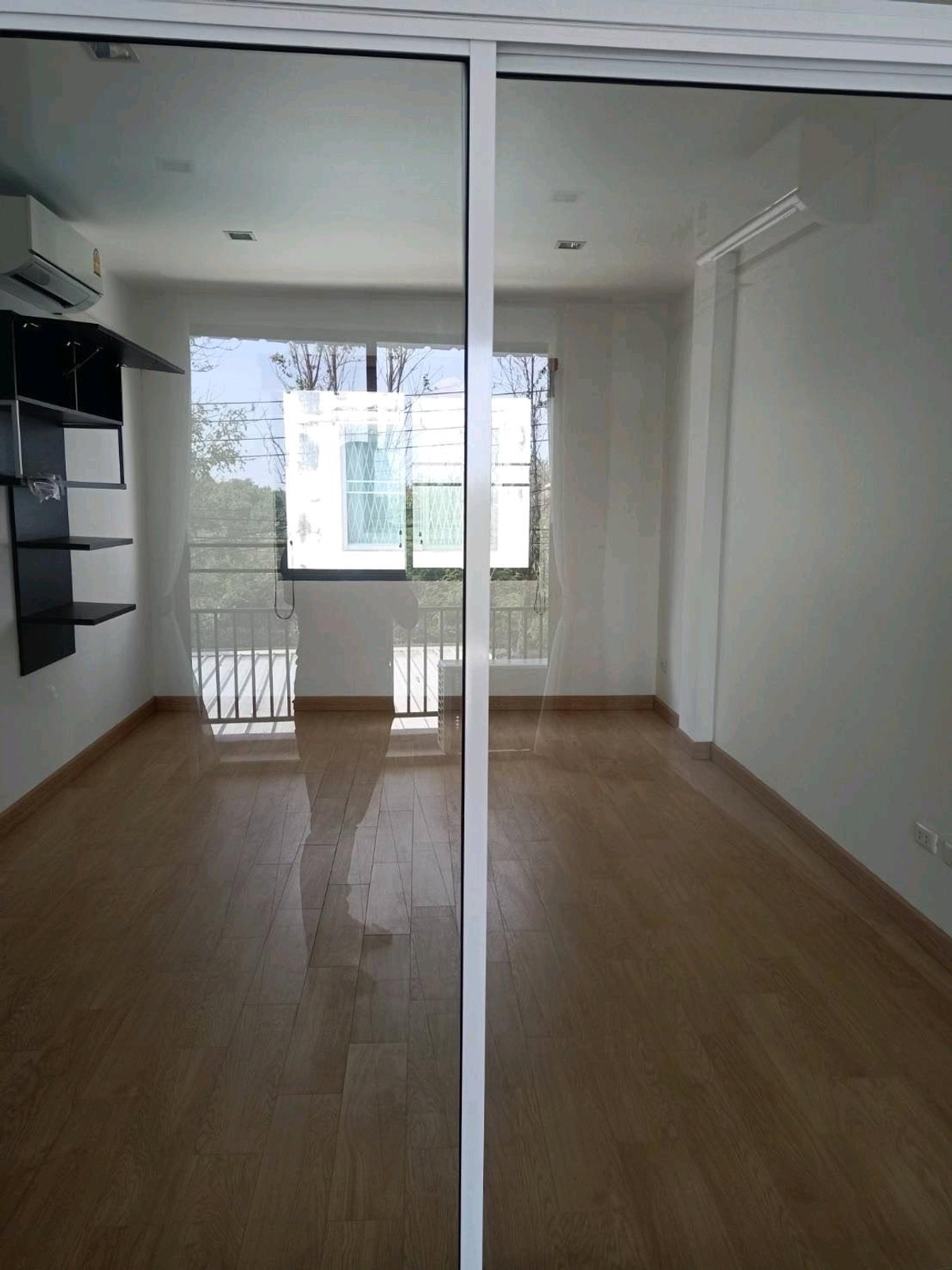 ให้เช่าทาวน์โฮมเกษตร นวมินทร์ ลาดปลาเค้า : ✨ บ้านพื้นที่กว้าง ฟังก์ชันครบ อยู่สบาย ทำเลศักยภาพ ค่าเช่าคุ้มมาก ✨ เหมาะทั้งอยู่อาศัย / โฮมออฟฟิศ / คนทำงานออนไลน์ / ครอบครัวใหญ่