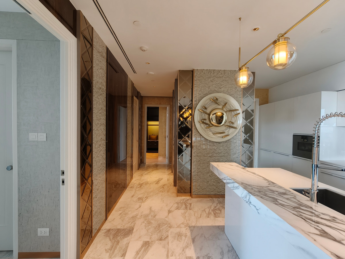 ให้เช่าคอนโดสาทร นราธิวาส : Branded Residence สุดหรูริมน้ำ Four Seasons - ยูนิตสไตล์ Oriental พร้อมวิวแม่น้ำ paranoma