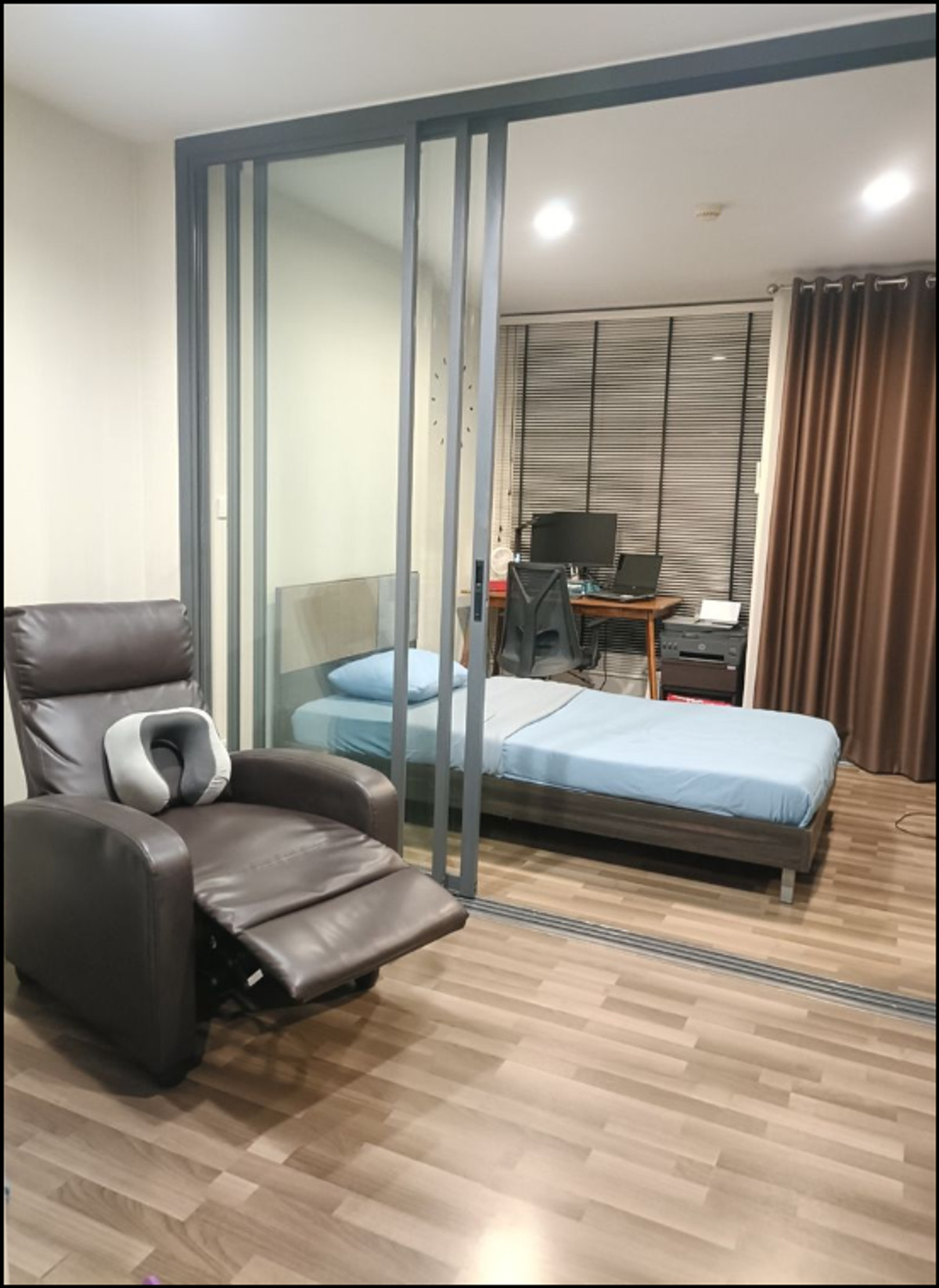 ขายคอนโดรามคำแหง หัวหมาก :  ขายด่วน 1.55 ลบ. เฟอร์ครบ คอนโด ลิฟวิ่ง เนสท์ รามคำแหง (S5326)