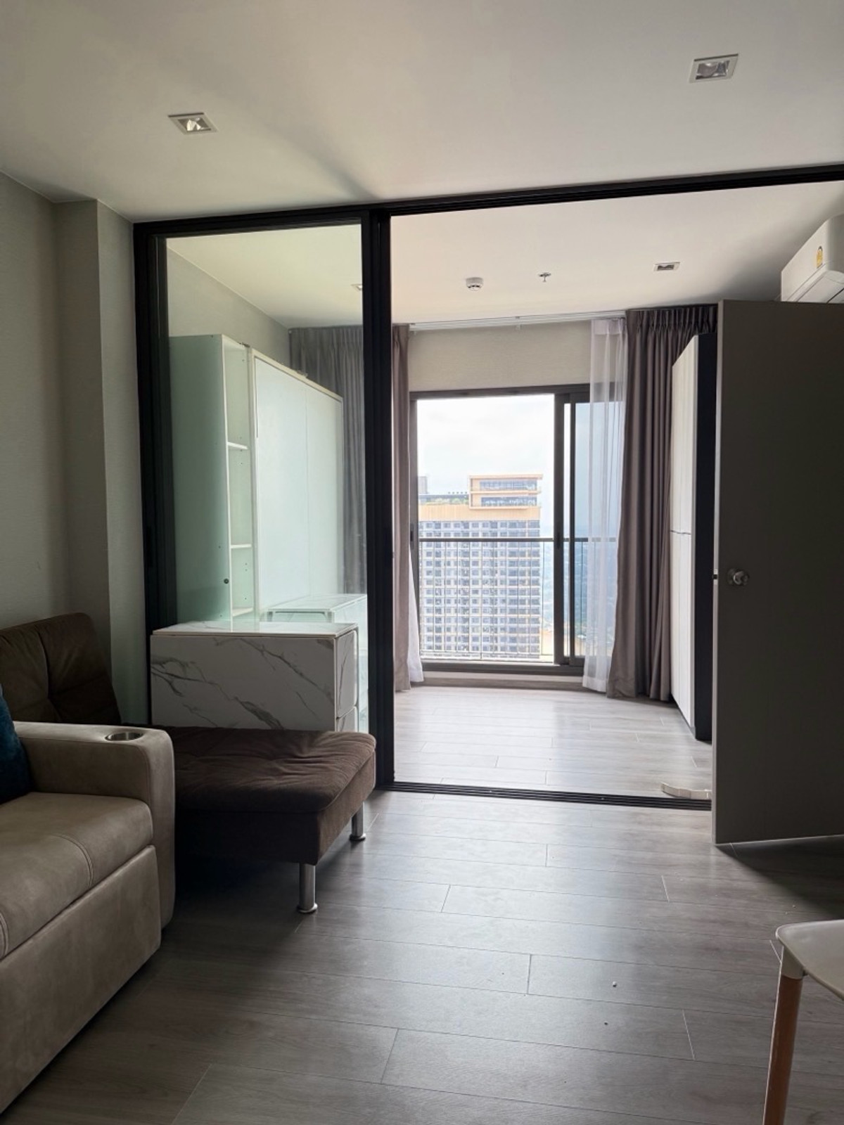 ให้เช่าคอนโดรัตนาธิเบศร์ สนามบินน้ำ พระนั่งเกล้า : 🔥ปล่อยเช่า🔥คอนโด the Politan Aqua พร้อมเฟอร์ครบ 📍พิกัดติดตลาดต้นสัก สนใจ✅ Line: @livingperfect