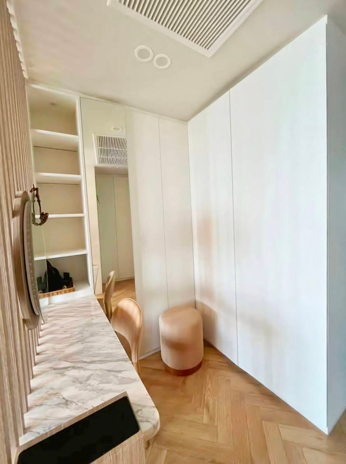 For RentCondoRama3 (Riverside),Satupadit : Condo for rent, Supalai Riva Grande Rama 3, luxury room next to the river, 294 sq m, parking 130%.