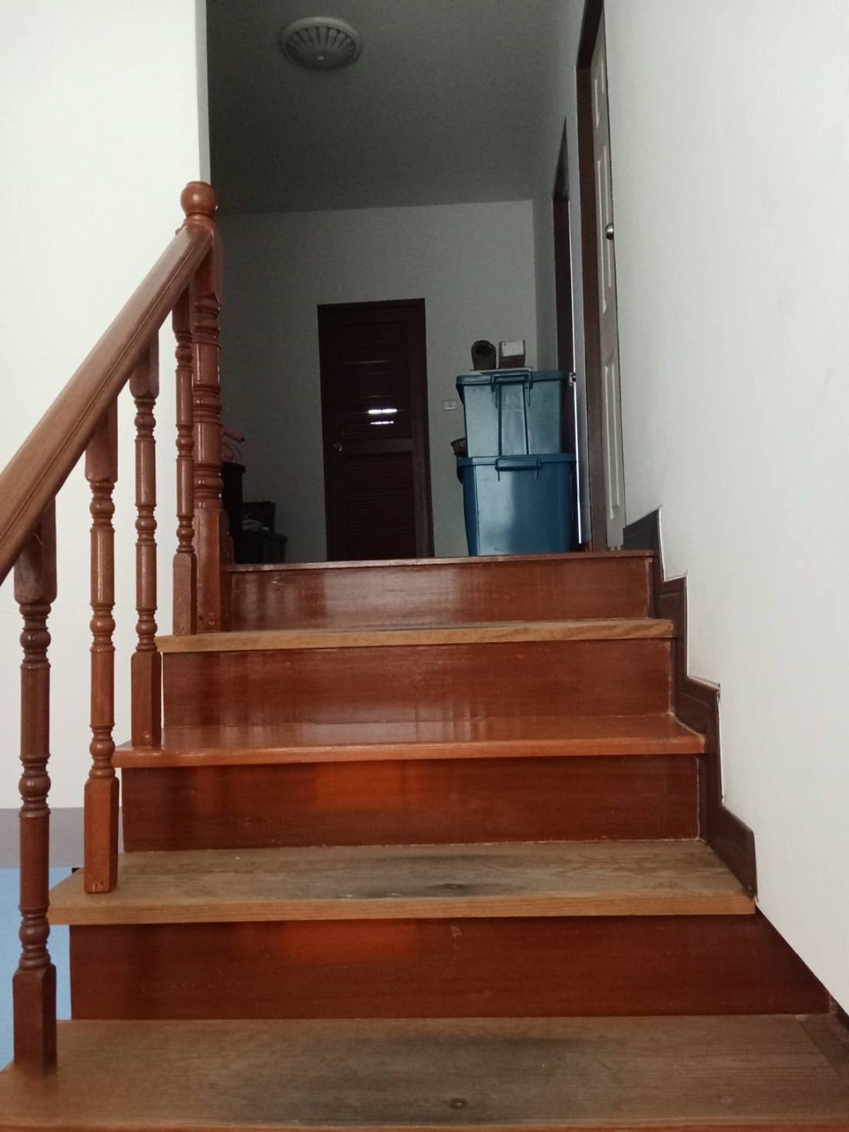 ขายบ้านพุทธมณฑล ศาลายา : ขายบ้านเดี่ยว ม.นาราวดี พุทธมณฑลสาย 4 แปลงมุม หลังใหญ่ ที่ดิน 72.3 ตรว.