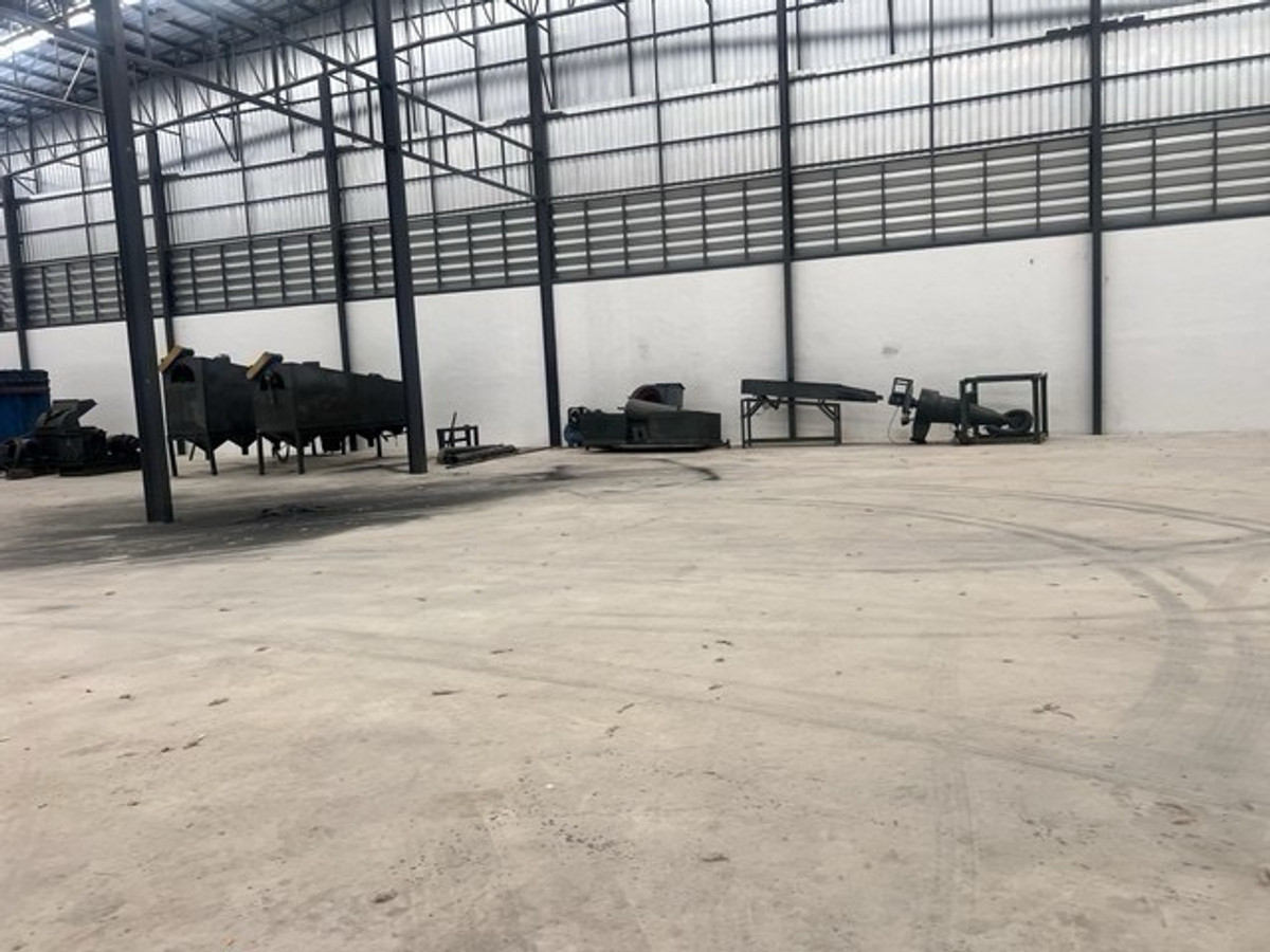 For RentWarehouseSamut Prakan,Samrong : Warehouse for rent, 5,200 square meters @ Bang Phli, Bang Pla, Bang Bo, Samut Prakan Province, suitable for stocking products and all types of light industry.