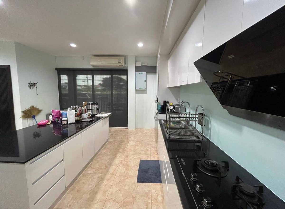 บ้านมีนบุรี-ร่มเกล้า : ขายและให้เช่า บ้านเดี่ยว2ชั้น หมู่บ้าน เพอเฟคเพลส รามคำแหง164 เนื้อที่146 ตารางวา มีนบุรี กรุงเทพ