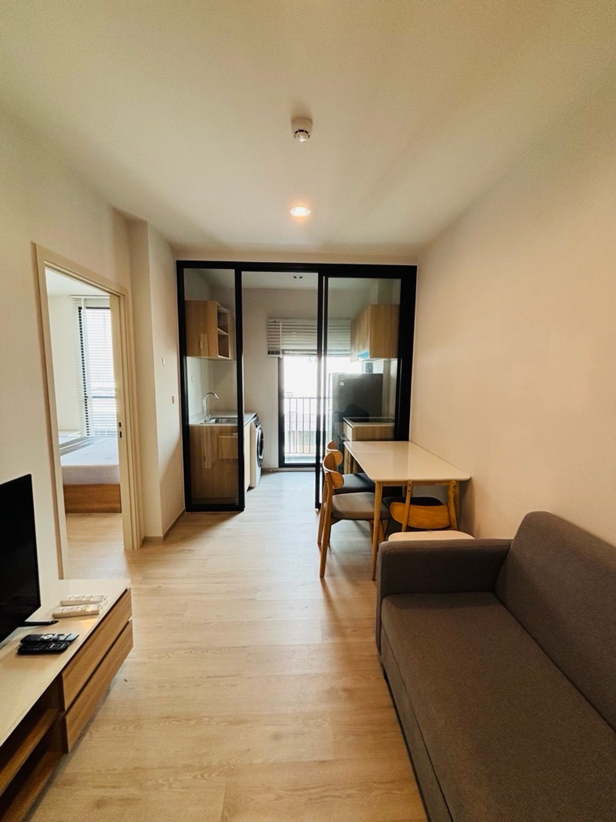 ให้เช่าคอนโดบางนา แบริ่ง ลาซาล : ให้เช่า คอนโดสวย นิวโนเบิล เซ็นเตอร์ บางนา 1นอน 1น้ำ 29sqm เฟอร์ครบพร้อมเข้าอยู่
