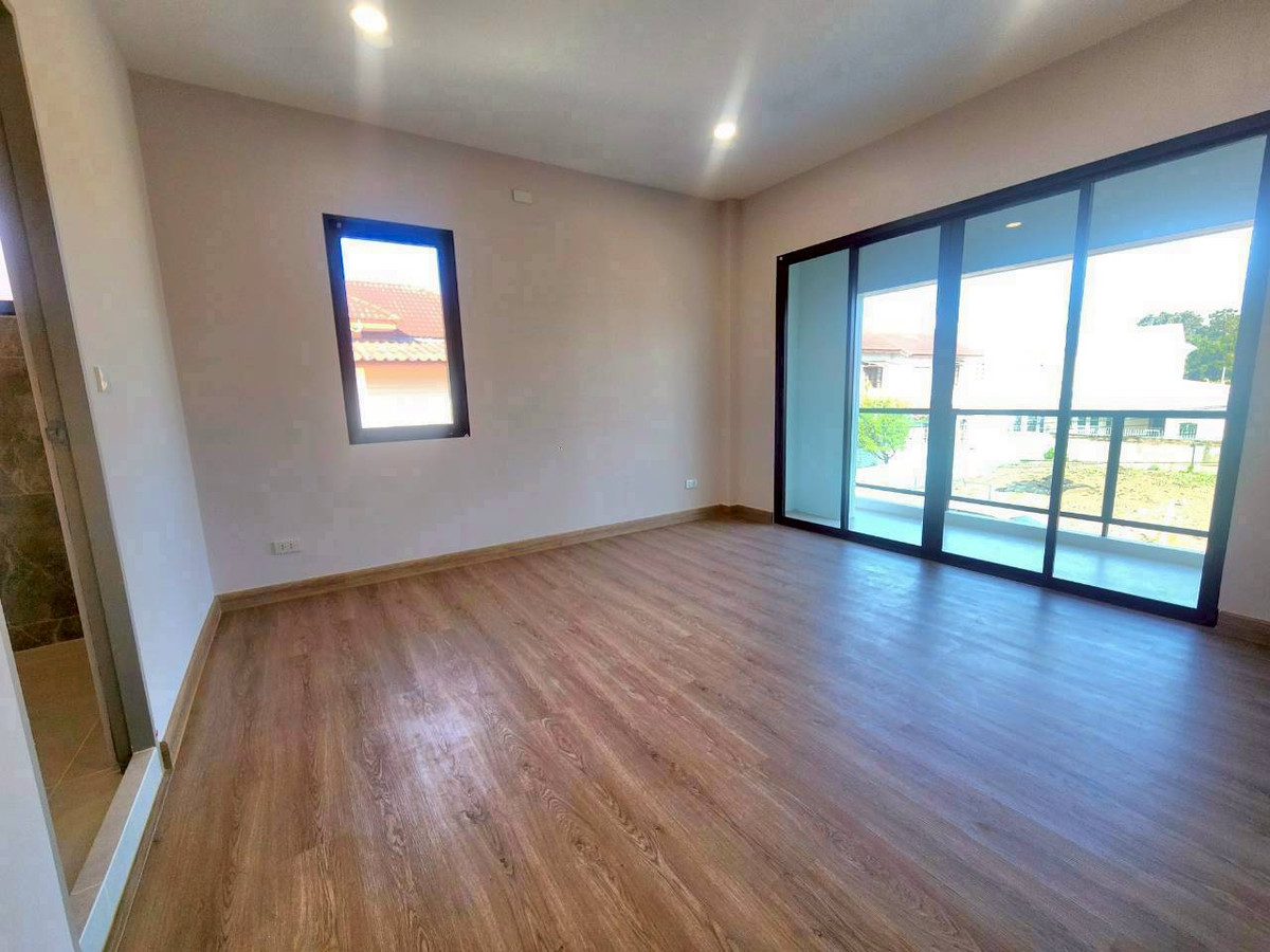 For SaleHouseNonthaburi, Bang Yai, Bangbuathong : Single house for sale Chollada Village, Bang Bua Thong, area 156 square meters, Bang Kruai-Sai Noi Road. Bang Rak Yai Subdistrict Bang Bua Thong District, Nonthaburi