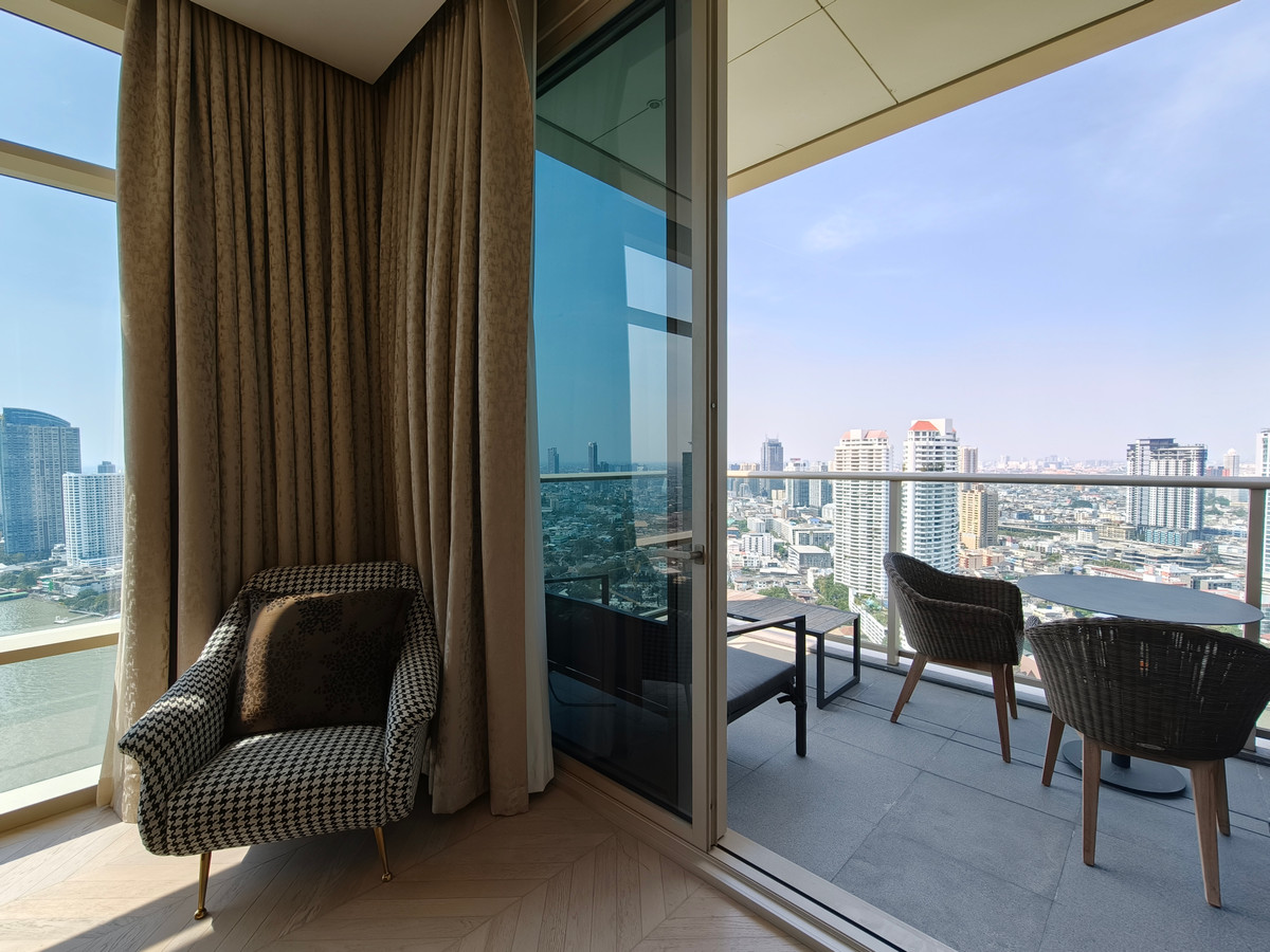 ให้เช่าคอนโดสาทร นราธิวาส : Branded Residence สุดหรูริมน้ำ Four Seasons - ยูนิตสไตล์ Oriental พร้อมวิวแม่น้ำ paranoma