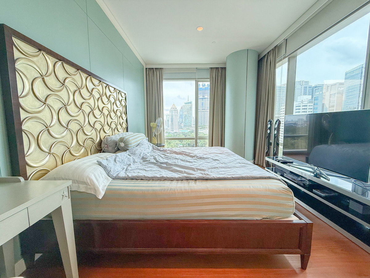 For RentCondoWitthayu, Chidlom, Langsuan, Ploenchit : 🏠✨ 185 Rajadamri | 2 Bedrooms for Rent (HBH-ST-105)