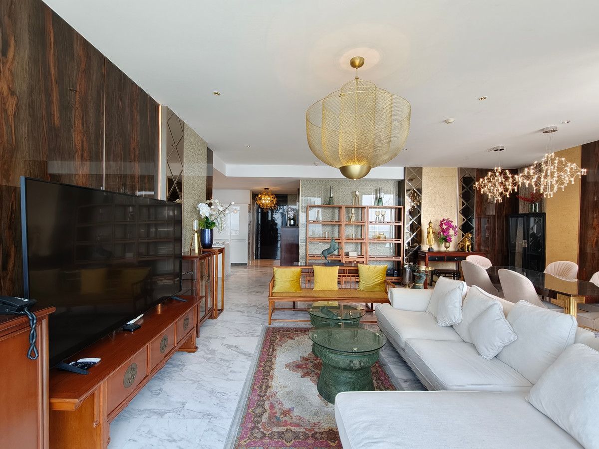 ให้เช่าคอนโดสาทร นราธิวาส : Branded Residence สุดหรูริมน้ำ Four Seasons - ยูนิตสไตล์ Oriental พร้อมวิวแม่น้ำ paranoma