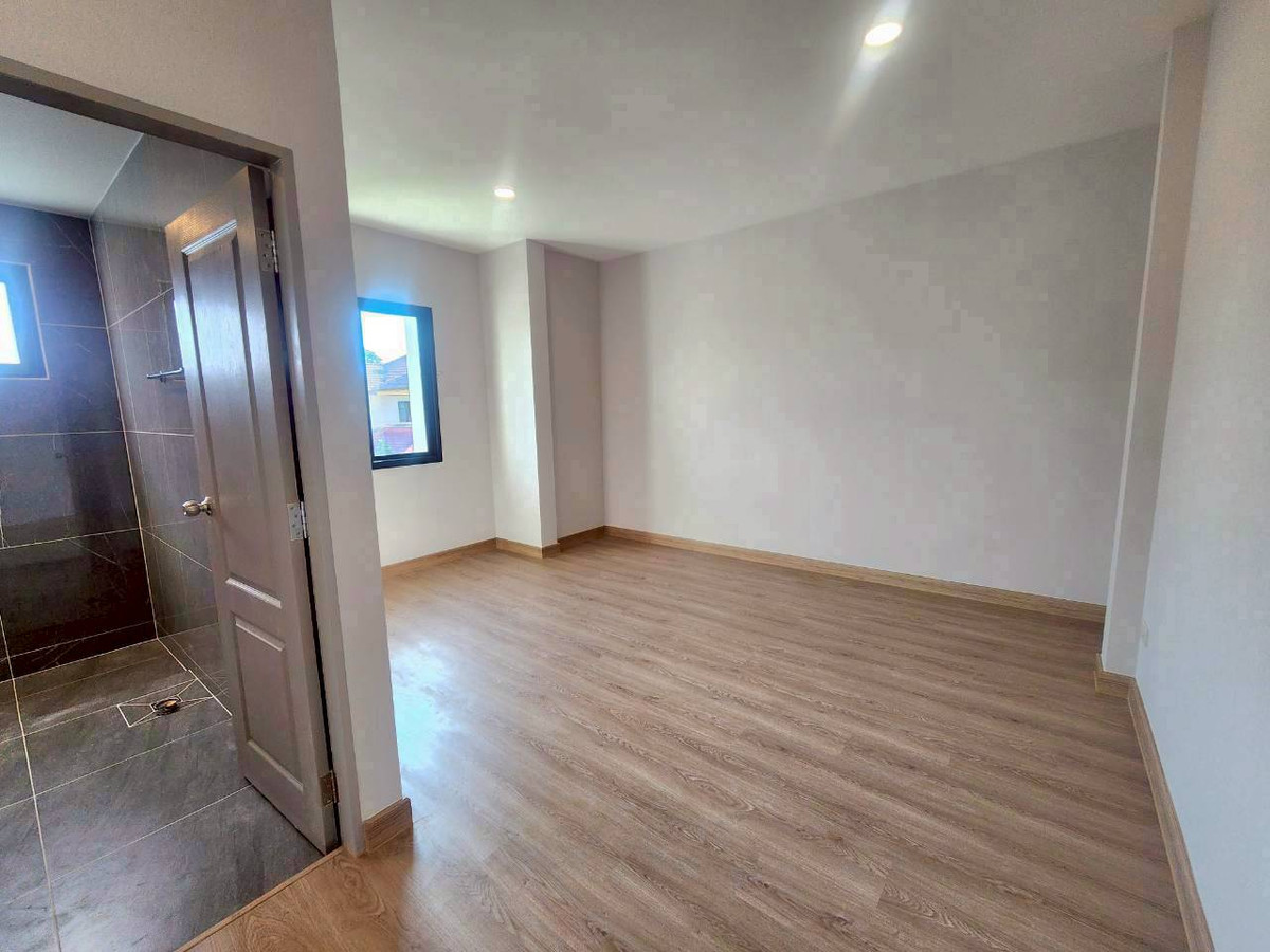 For SaleHouseNonthaburi, Bang Yai, Bangbuathong : Single house for sale Chollada Village, Bang Bua Thong, area 156 square meters, Bang Kruai-Sai Noi Road. Bang Rak Yai Subdistrict Bang Bua Thong District, Nonthaburi