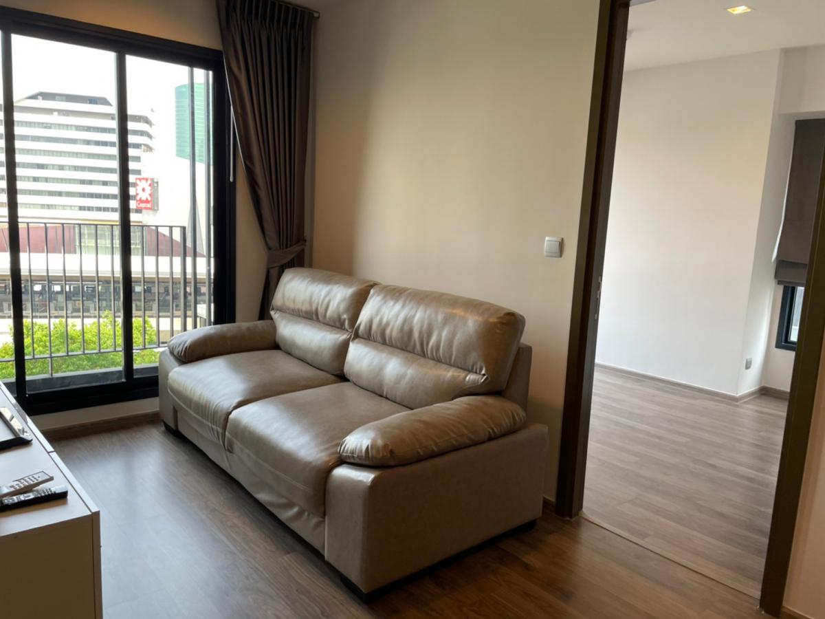 For RentCondoLadprao, Central Ladprao : Urgent sale! Life Ladprao Valley 2 bedrooms 32,000 baht/month. Near BTS/MRTGood life close to shopping malls, easy shopping, convenient transportation, with complete amenities!