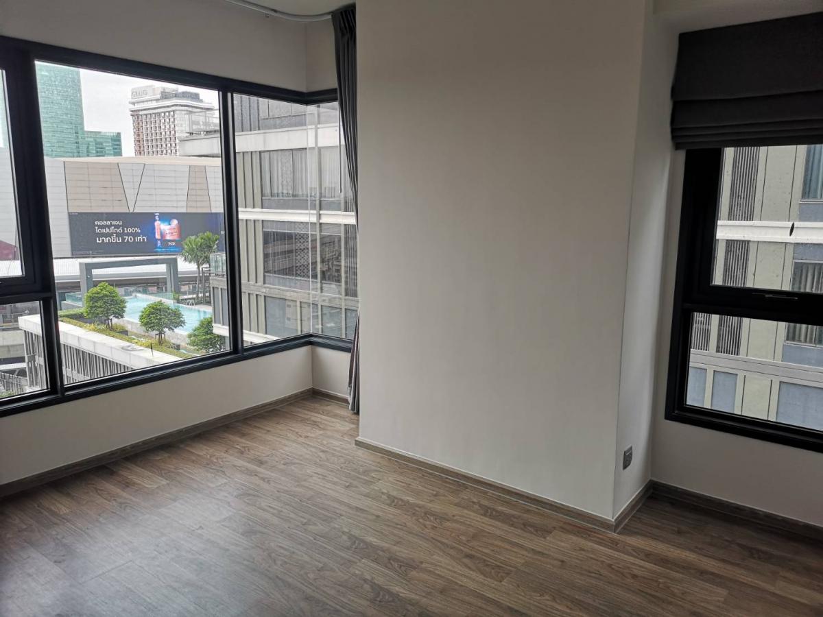 For RentCondoLadprao, Central Ladprao : Urgent sale! Life Ladprao Valley 2 bedrooms 32,000 baht/month. Near BTS/MRTGood life close to shopping malls, easy shopping, convenient transportation, with complete amenities!