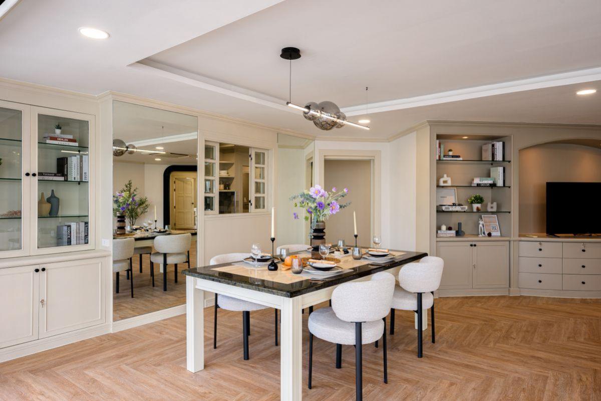 For SaleCondoSukhumvit, Asoke, Thonglor : Awesome 3-bedroom condo in the heart of ThonglorLuxurious, beautiful view, spacious area of 212.5 sq.m. for only 25 million!