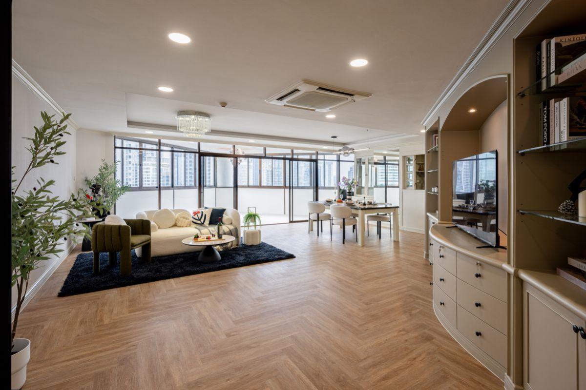 For SaleCondoSukhumvit, Asoke, Thonglor : Awesome 3-bedroom condo in the heart of ThonglorLuxurious, beautiful view, spacious area of 212.5 sq.m. for only 25 million!