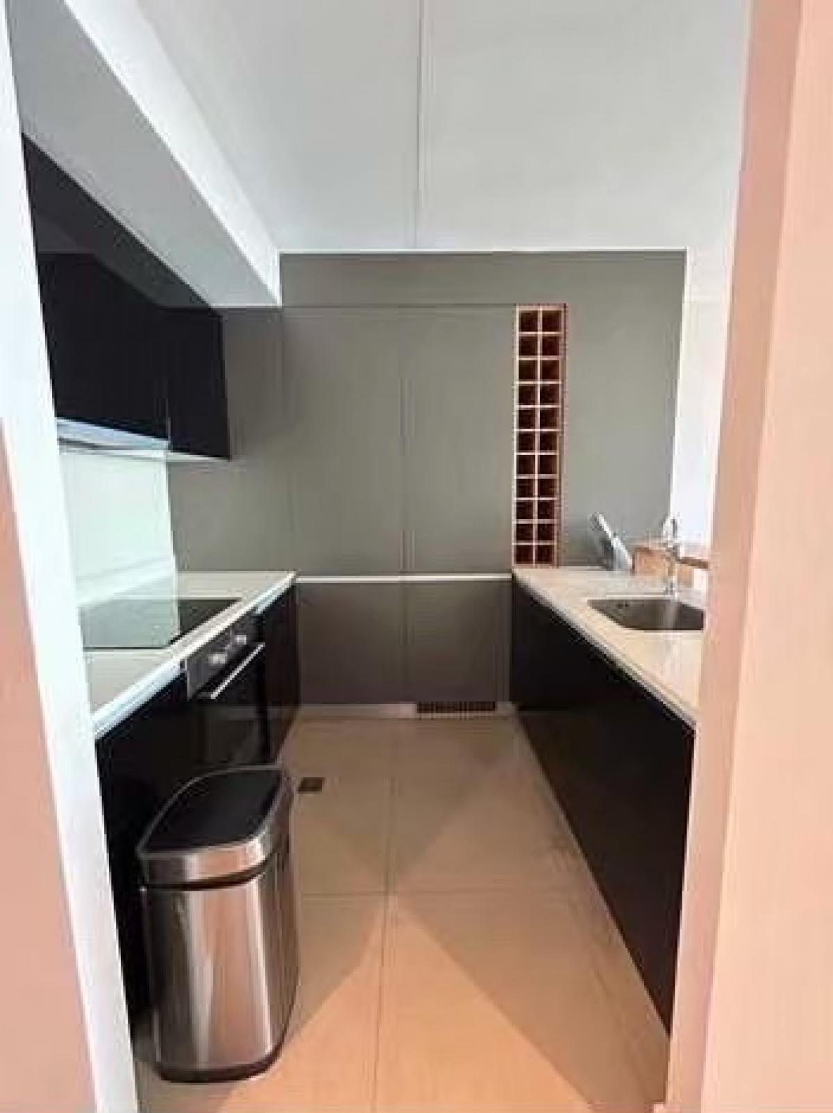 For SaleCondoWongwianyai, Charoennakor : Luxury life by the river! The River 1 bedroom 9.2 million. Close to BTS Krung Thon BuriEnjoy a view of the 50 m swimming pool with complete amenities!