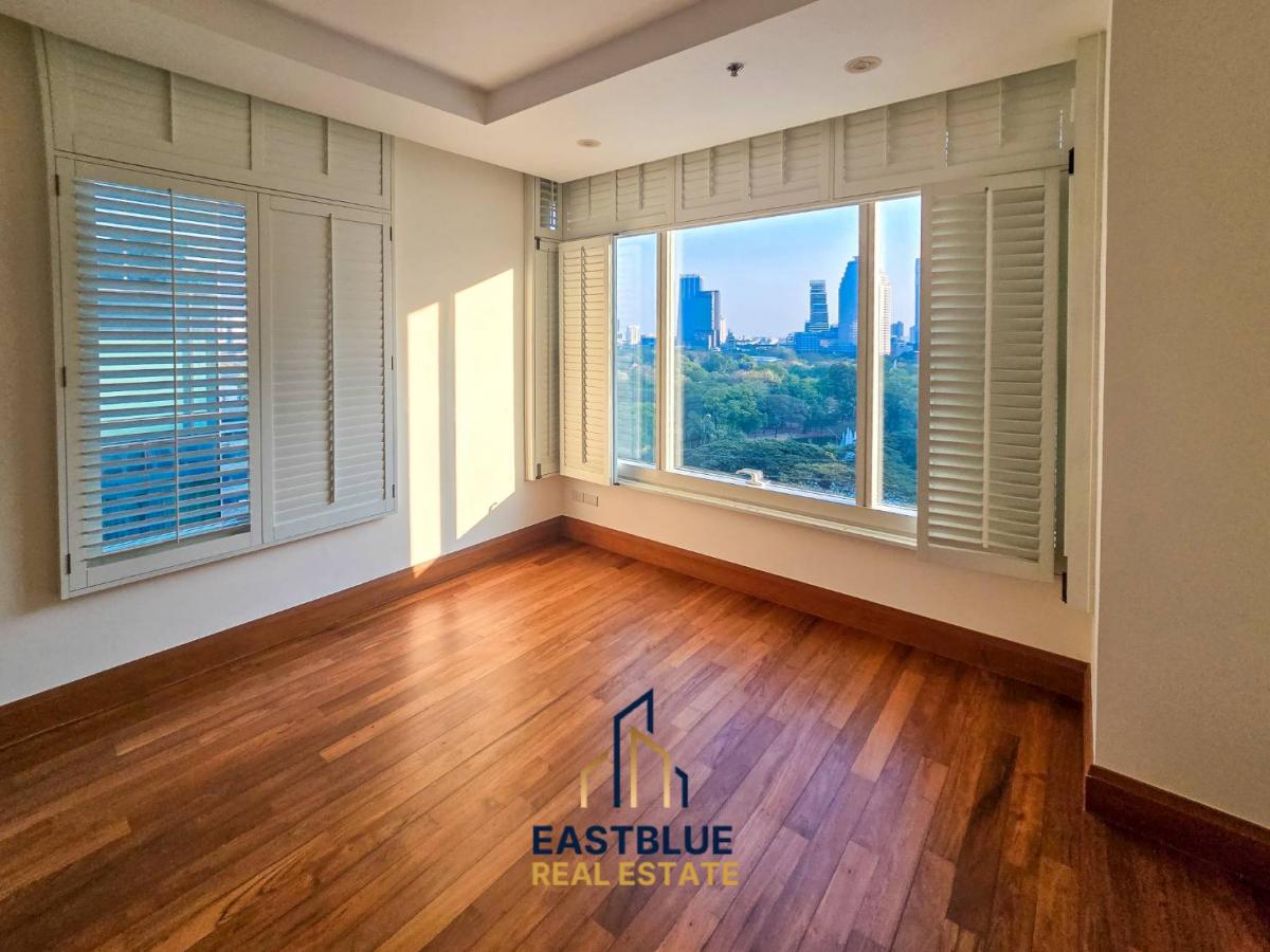 For SaleCondoWitthayu, Chidlom, Langsuan, Ploenchit : Luxury in a prime location! 3-bedroom condo on BTS Ratchadamriwith a spacious area of 266 sq.m. for only 73 million!