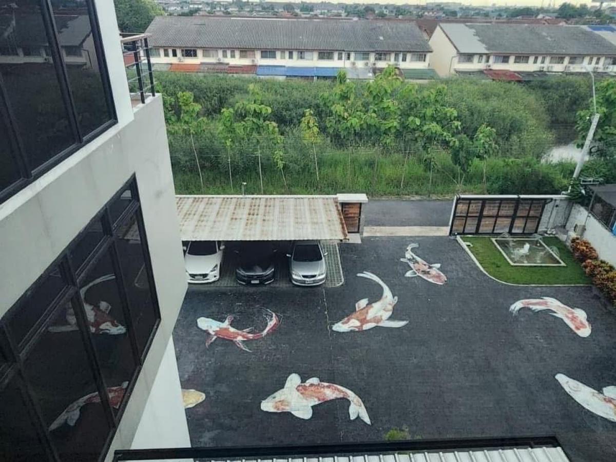 ขายสำนักงานลาดพร้าว เซ็นทรัลลาดพร้าว : 06/02/2026, บ้านและโฮมออฟฟิศ 2 ห้องนอน บนที่ดิน 296 ตร.ว. ทำเลทองใกล้รามอินทรา ขาย 36 ล้าน พร้อมเช่าสร้างรายได้ทันที ห้ามพลาด!