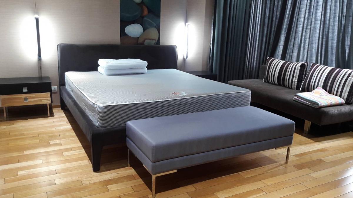 For RentCondoSukhumvit, Asoke, Thonglor : Luxury 3 Bed Condo @ The Emporio Place in the heart of Phrom PhongSpacious 161 sqm. Swimming pool, fitness, ready to move in 85,000 baht/month!