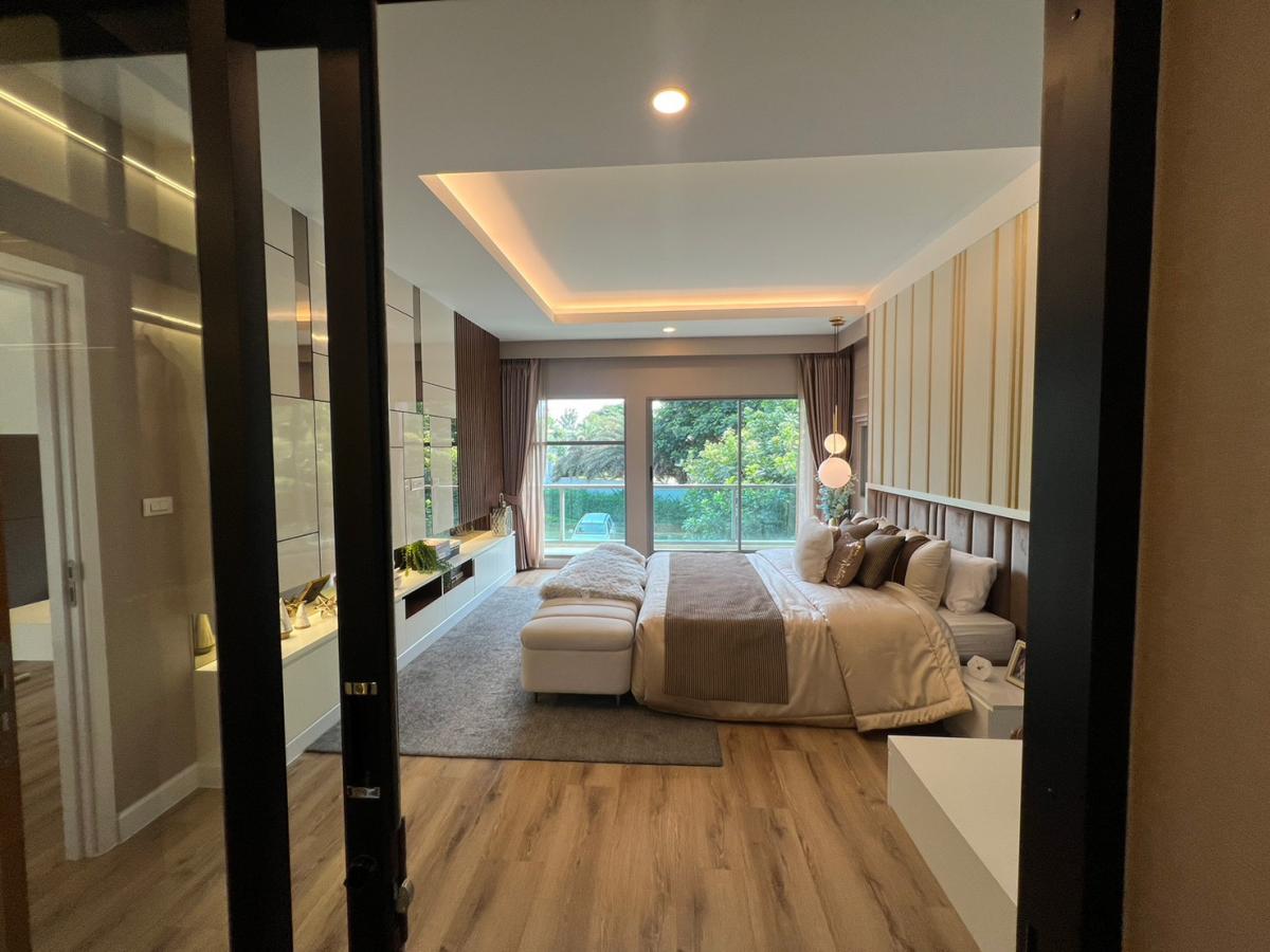 ขายบ้านลาดกระบัง สุวรรณภูมิ : 28/02/2026, บ้านหรู 4 นอน 5 น้ำ พื้นที่ใหญ่ 318 ตร.ม. ขาย-เช่า โครงการ Perfect Masterpiece พระราม 9 สุดคุ้ม!