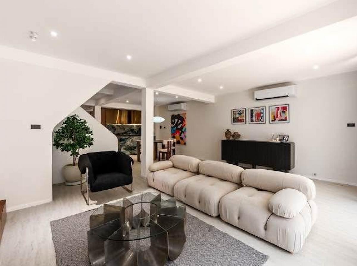 ขายทาวน์โฮมพระราม 3 สาธุประดิษฐ์ : 28/02/2026, ทาวน์โฮมรีโนเวทใหม่ 3 ห้องนอน ใจกลางถนนจัน พื้นที่กว้าง 205 ตร.ม. พร้อมเข้าอยู่หรือทำบ้านเช่า ในราคา 13.9 ล้าน