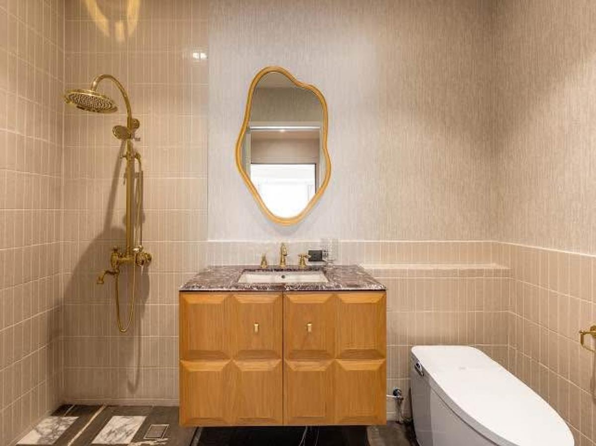 ขายทาวน์โฮมพระราม 3 สาธุประดิษฐ์ : 28/02/2026, ทาวน์โฮมรีโนเวทใหม่ 3 ห้องนอน ใจกลางถนนจัน พื้นที่กว้าง 205 ตร.ม. พร้อมเข้าอยู่หรือทำบ้านเช่า ในราคา 13.9 ล้าน