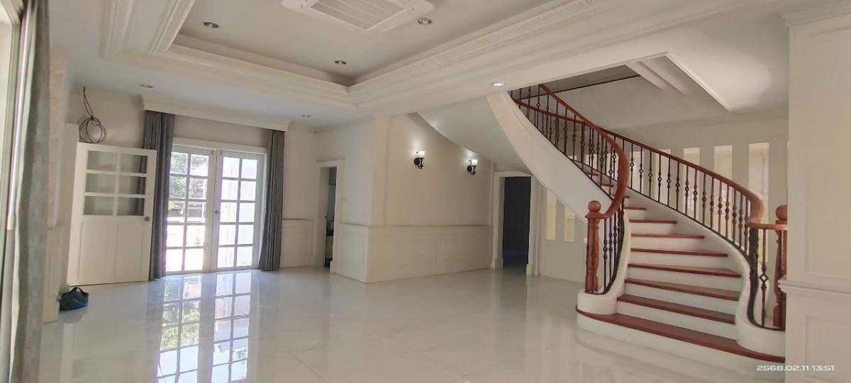 ขายบ้านพัฒนาการ ศรีนครินทร์ : 28/02/2026, บ้านหรู 4 ห้องนอน ใกล้ศรีนครินทร์ ลงตัวทุกไลฟ์สไตล์ เช่าหรือซื้อได้ ราคาโดนใจ เริ่ม 130,000 บาท/เดือน