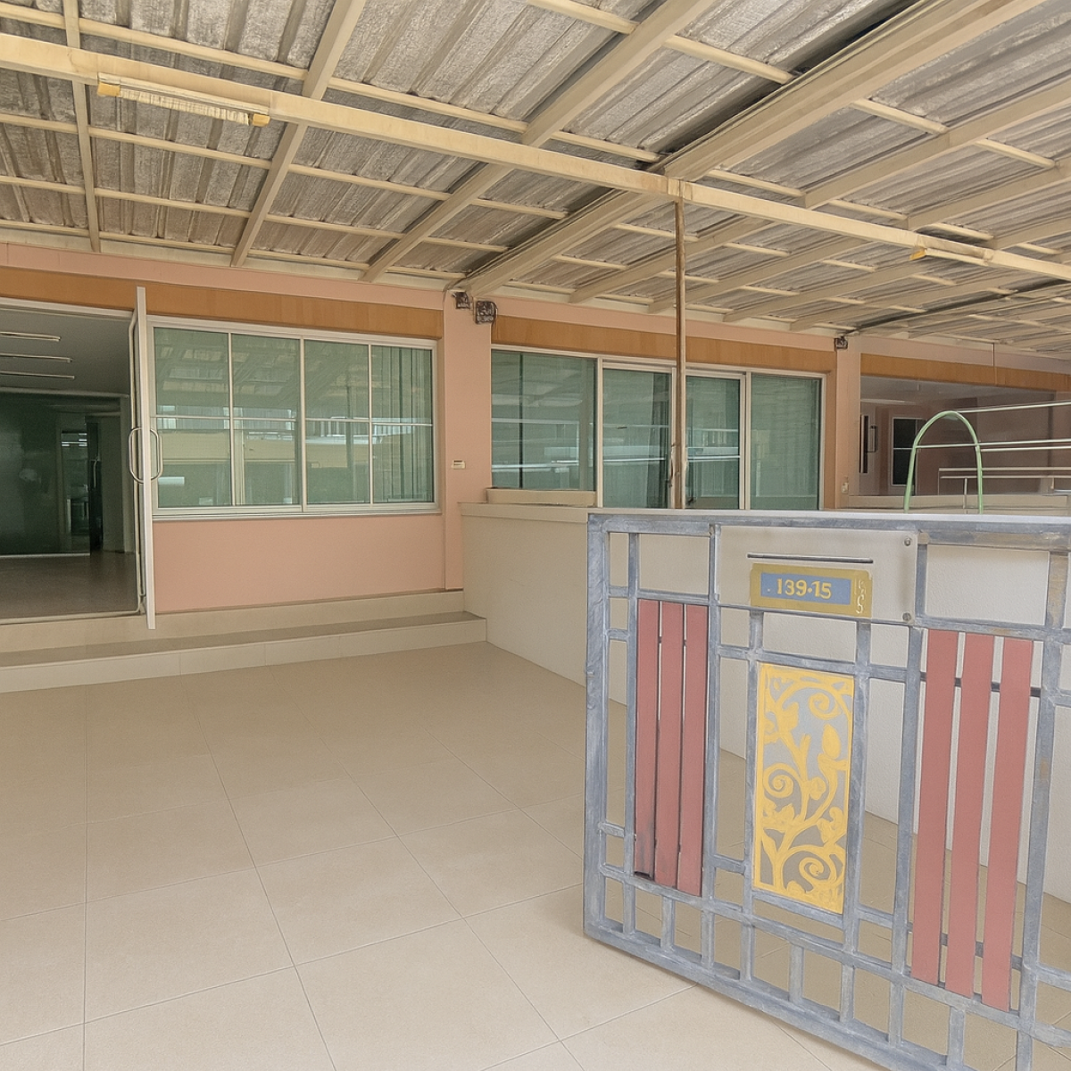 For SaleTownhomeNawamin, Ramindra : 28/01/2026, 4 bedroom detached house near Suvarnabhumi Airport, price 5.2 million. With land of 28 sq m., prime location in Bangna-Wongwaen area. Invest or live in the best value.