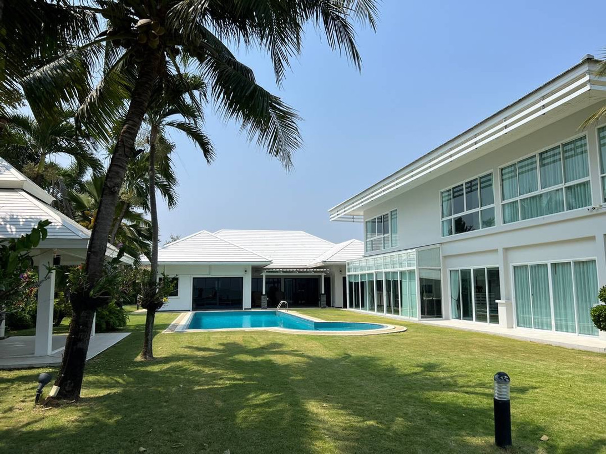 ขายชะอำ เพชรบุรี : ขายด่วน บ้านพักต่างอากาศ ติดหาดส่วนตัว ชะอำ