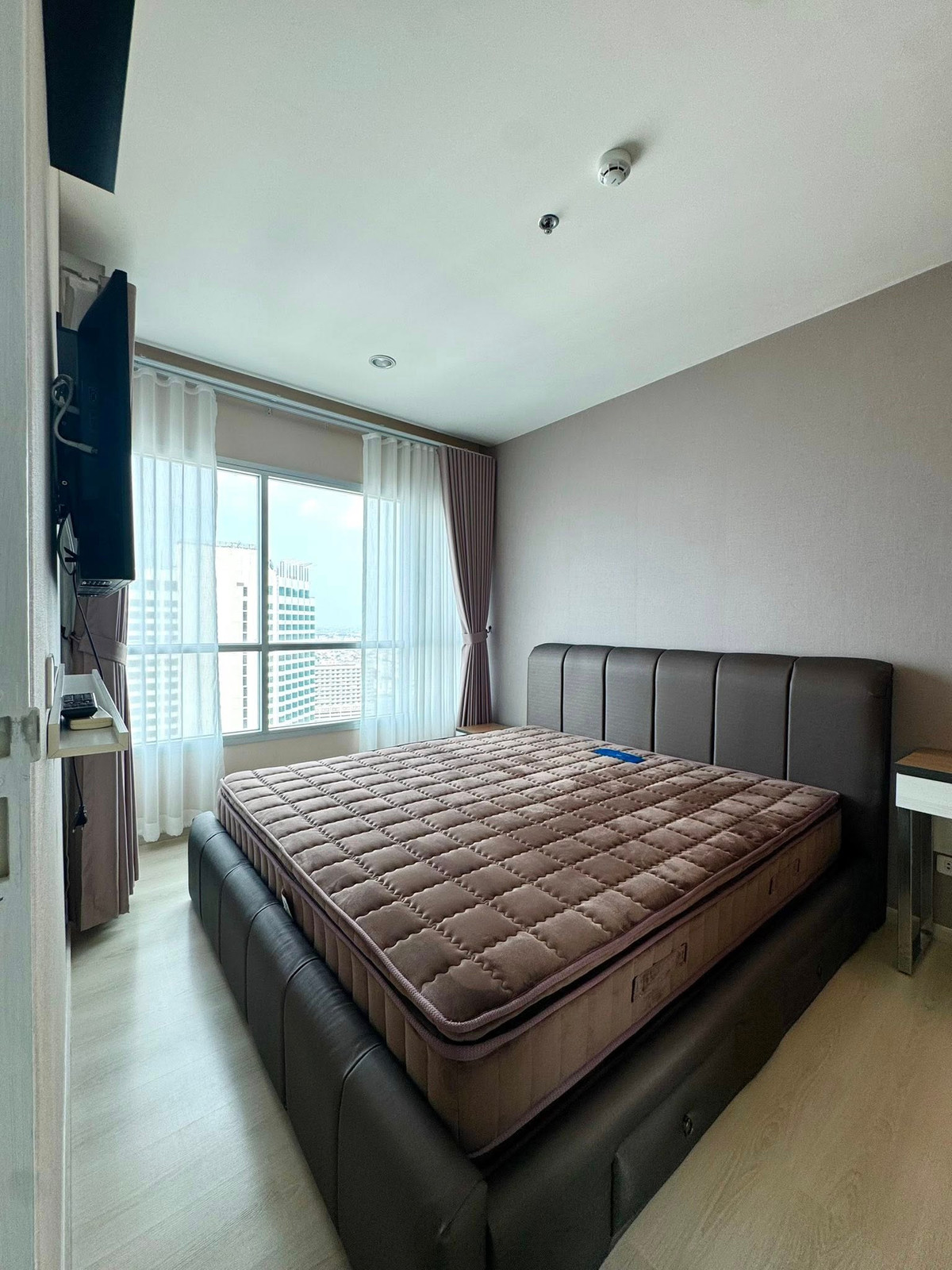 ขายคอนโดรัชดา ห้วยขวาง : BEST PRICE - FOR SALE - 1 BEDROOM 46 SQ.M- Call now 094-641-5974