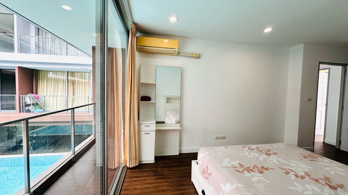 ขายคอนโดปิ่นเกล้า จรัญสนิทวงศ์ : 🔥🏠❤️ 🔥 ถูกสุด ราคานี้หาไม่ได้ง่าย🔥! คอนโด Duplex ติดสระ | Thana TRI Condominium💎 2 ชั้น ขนาด 71.59 ตร.ม.🌊 เปิดประตูจากห้องลงสระว่ายน้ำได้ทันที🏊‍♀️ อยู่ชั้นเดียวกับ สระว่ายน้ำ ฟิตเนส ซาวน่า