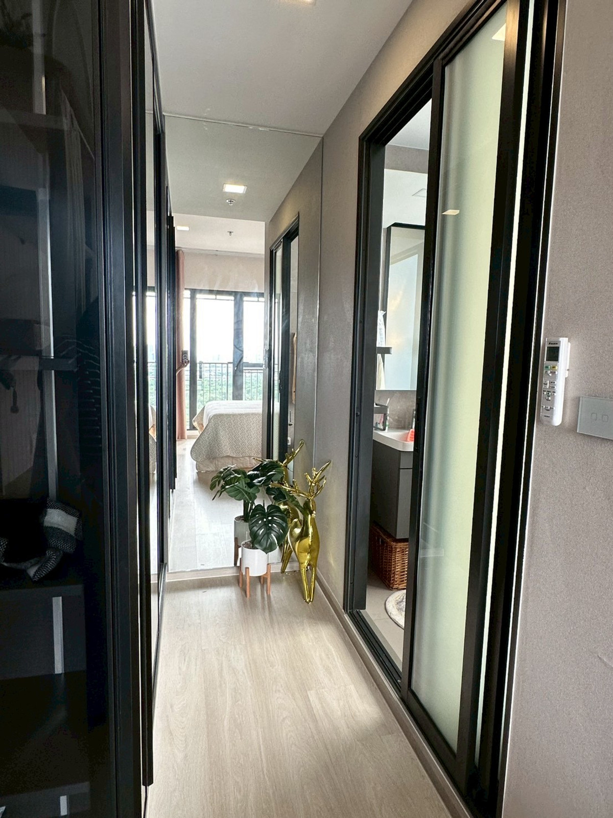 CondoSapankwai,Jatujak : Rent/sell Condo The Privacy Chatuchak, size 53 sq m, Modern Luxury design, fully furnished, ready to move in.