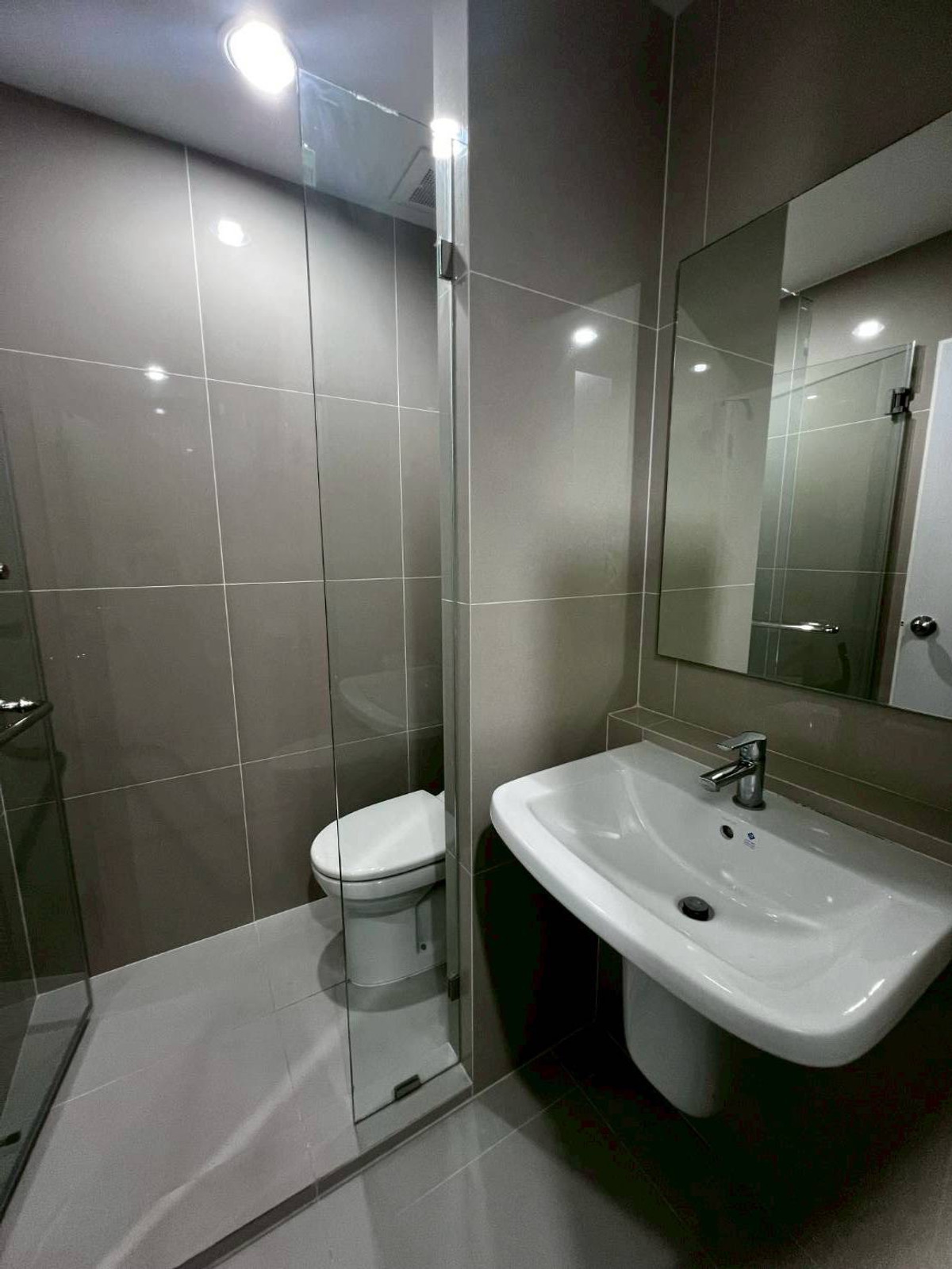 For RentCondoRamkhamhaeng, Hua Mak : PFD-07921 For rent Niche Mono Ramkhamhaeng, next to MRT Ramkhamhaeng, 1 bedroom, 28 sq m., 9th floor.