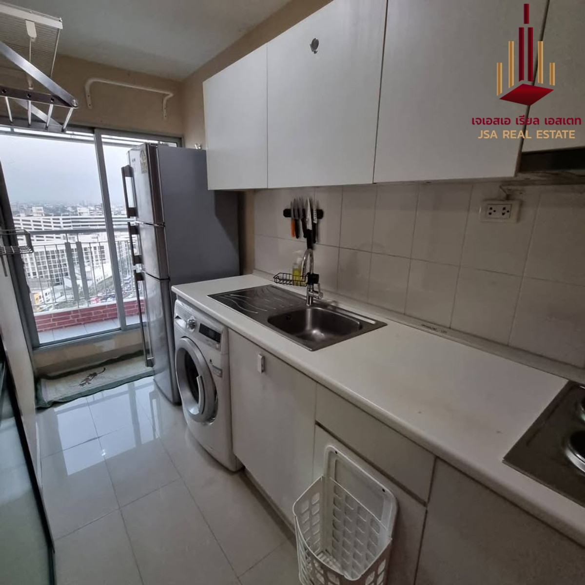 For SaleCondoLadprao, Central Ladprao : ✨ For Sale: Life @ Ladprao 18 Condo ✨ 💰 Only 3,100,000 THB