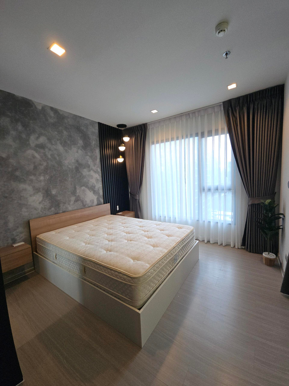 For RentCondoRama9, Petchburi, RCA : For Rent: Life Asoke Rama 9, 19,000 THB [MPr251260]