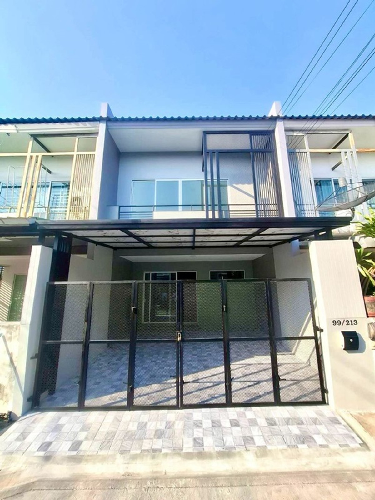 For SaleTownhomePathum Thani,Rangsit, Thammasat : Townhouse for sale, Lam Luk Ka, Pathum Thani.