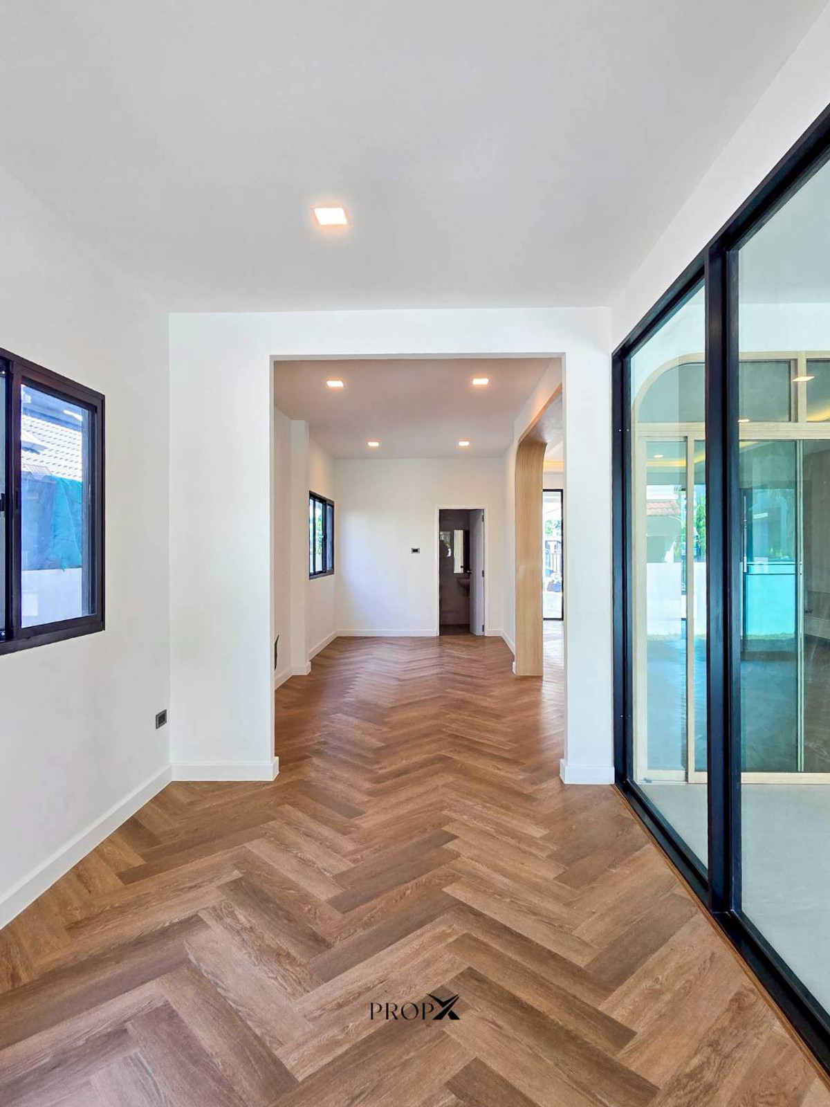 ขายบ้านปทุมธานี รังสิต ธรรมศาสตร์ : บ้านเดี่ยวบนทำเล เมือกเอกรังสิต รีโนเวท