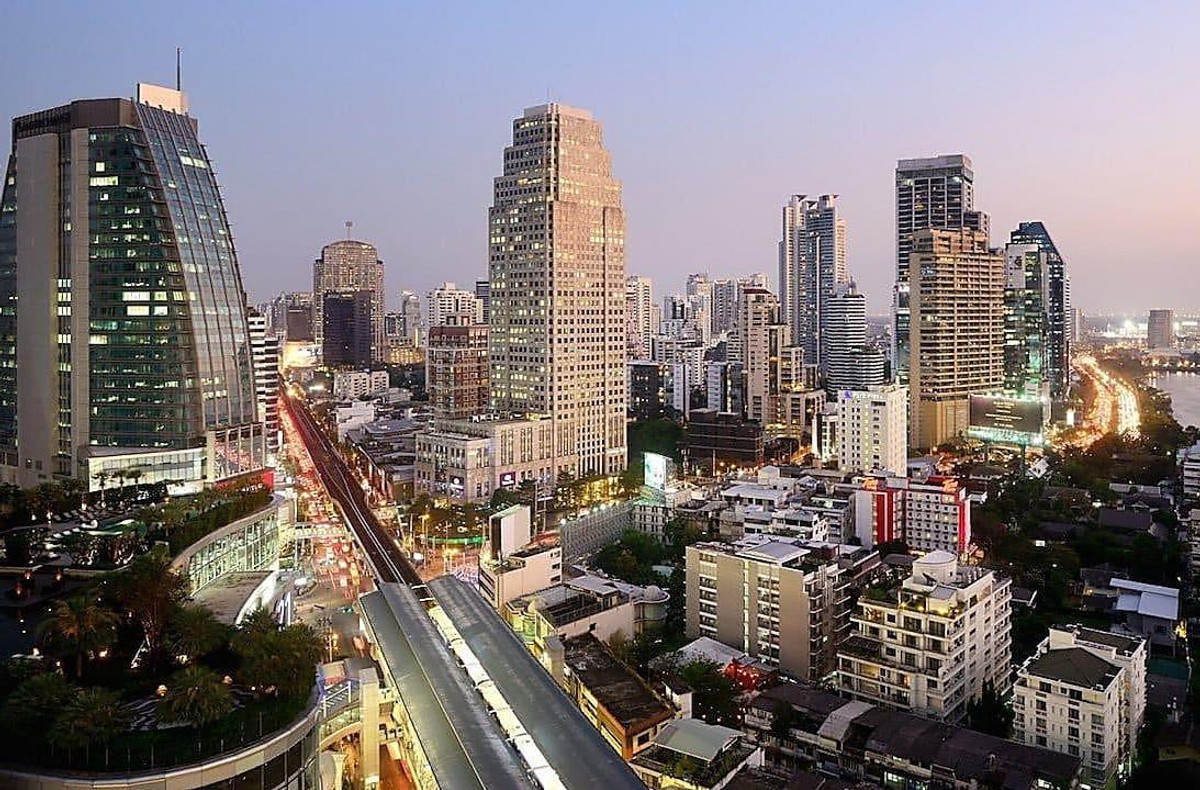 ขายคอนโดนานา : 🌟 For Sale – 15 Sukhumvit Residences  คอนโดหรูใจกลางสุขุมวิท 