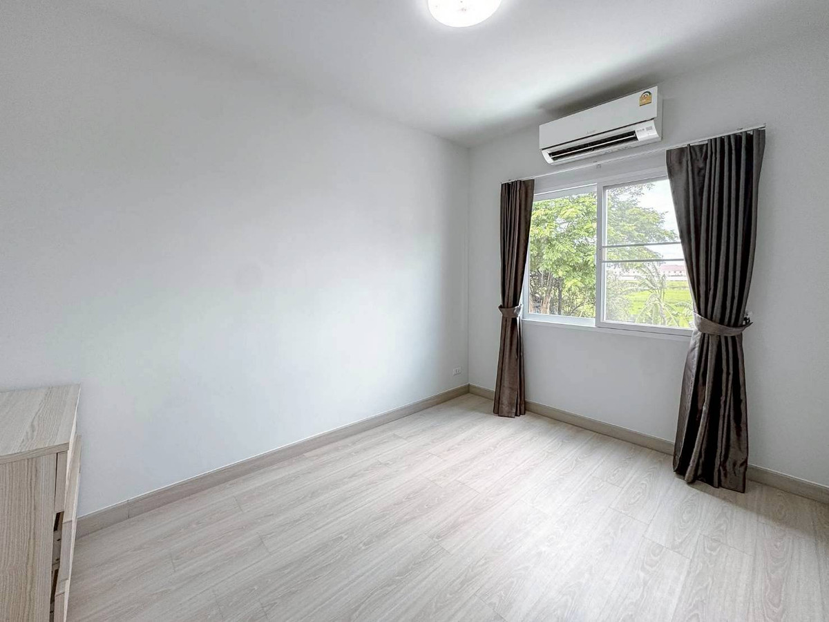 For SaleTownhomePathum Thani,Rangsit, Thammasat : Semi-detached house 