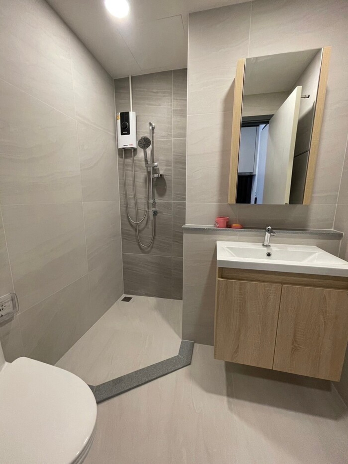 For RentCondoRatchadapisek, Huaikwang, Suttisan : 💖💖For rent The Stage Mindscape Ratchada-Huai Khwang / 1 bedroom 17,000 baht. If interested, you can inquire. Line ID = atfirm2010 💖💖