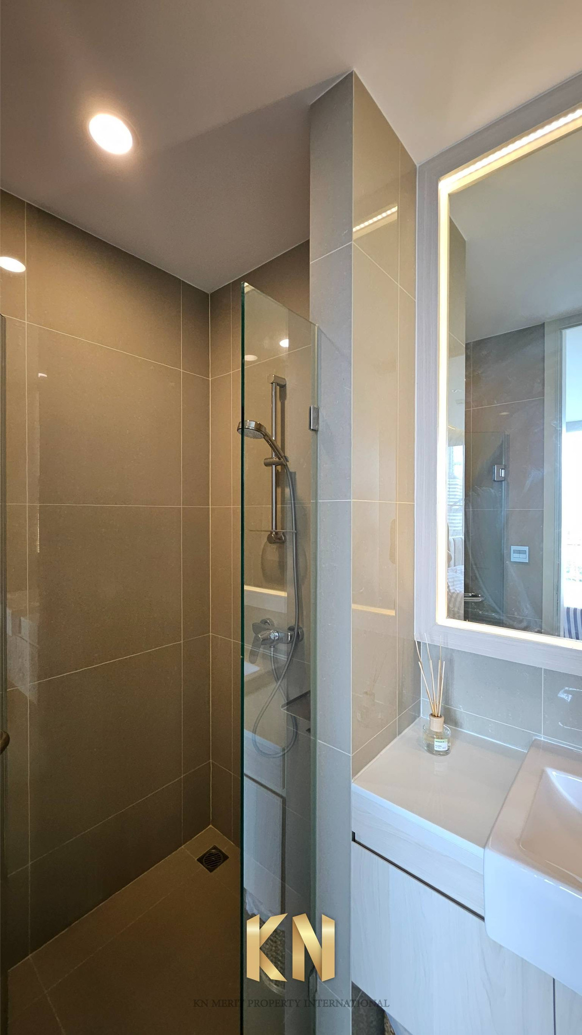 ให้เช่าคอนโดสุขุมวิท อโศก ทองหล่อ : ให้เช่า 1 ห้องนอน 36 ตรม. Noble recole สุขุมวิท19