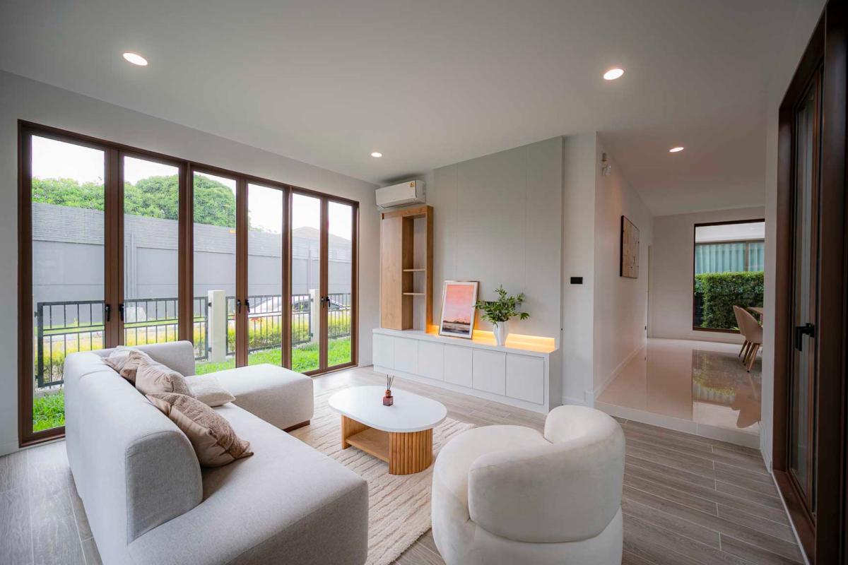 ให้เช่าบ้านพัฒนาการ ศรีนครินทร์ : 🔥เช่าด่วน+🔥บุราสิริ กรุงเทพกรีฑา ใกล้ห้างสรรพสินค้าหลายแห่ง เฟอร์นิเจอร์ครบ พร้อมเข้าอยู่