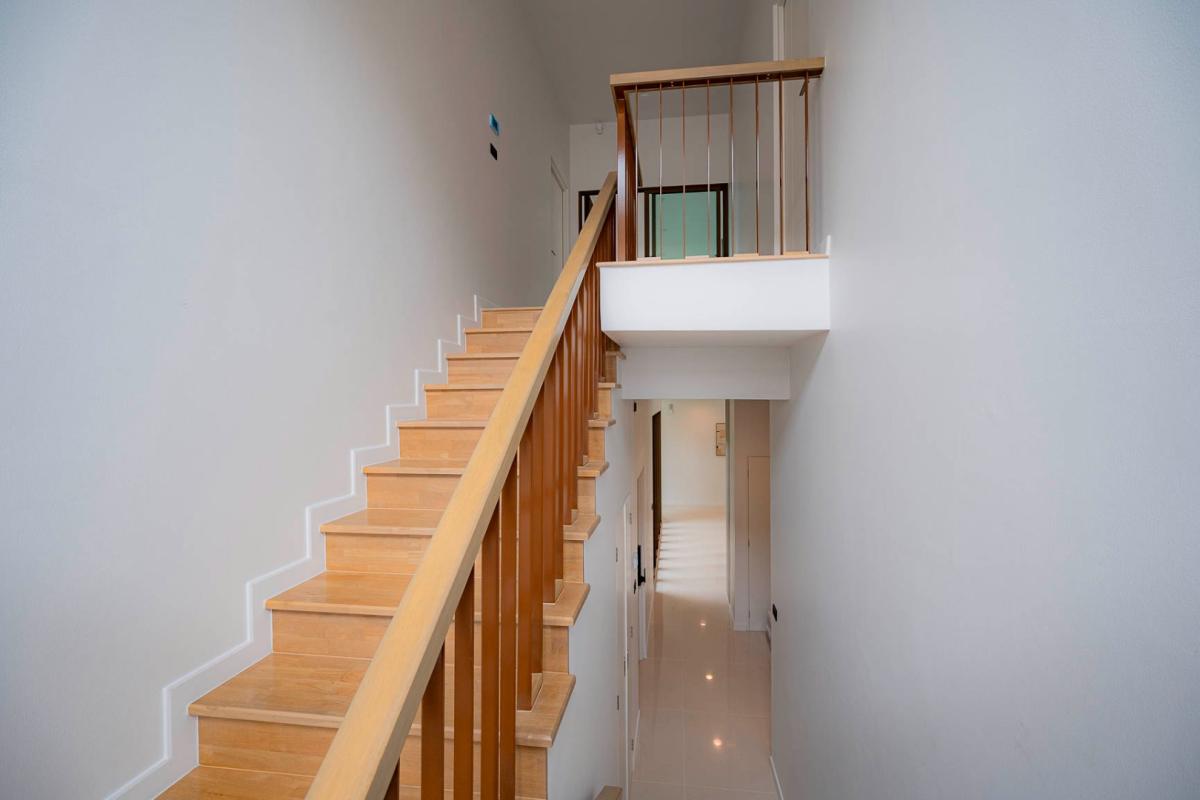 ให้เช่าบ้านพัฒนาการ ศรีนครินทร์ : 🔥เช่าด่วน+🔥บุราสิริ กรุงเทพกรีฑา ใกล้ห้างสรรพสินค้าหลายแห่ง เฟอร์นิเจอร์ครบ พร้อมเข้าอยู่