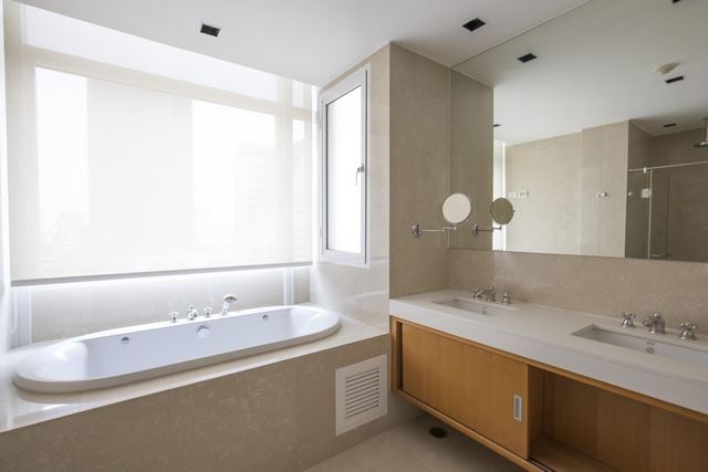 ให้เช่าคอนโดวิทยุ ชิดลม หลังสวน : 🔥เช่าด่วน+🔥แอทธินี เรสซิเด้นซ์ ร่วมฤดี ใกล้สถานีรถไฟฟ้า BTS เพลินจิต เฟอร์นิเจอร์ครบ พร้อมเข้าอยู่