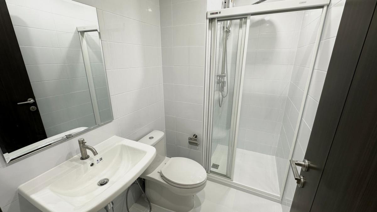 For SaleCondoOnnut, Udomsuk : 🔥Urgent Sale+🔥 The Base Park West Sukhumvit 77, near On Nut BTS station. Fully furnished and ready to move in.