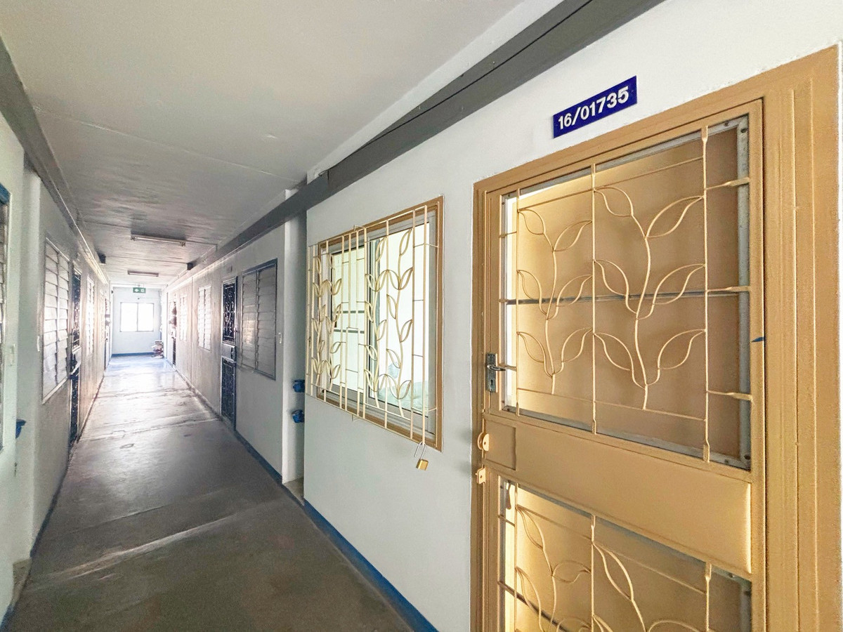 ขายคอนโดปทุมธานี รังสิต ธรรมศาสตร์ : ห้องชุด บ้านเอื้ออาทรพหลโยธิน กม.44 (มิตซู นวนคร) ถนนพหลโยธิน แยก 2 ต. คลองหนึ่ง อ. คลองหลวง จ. ปทุมธานี