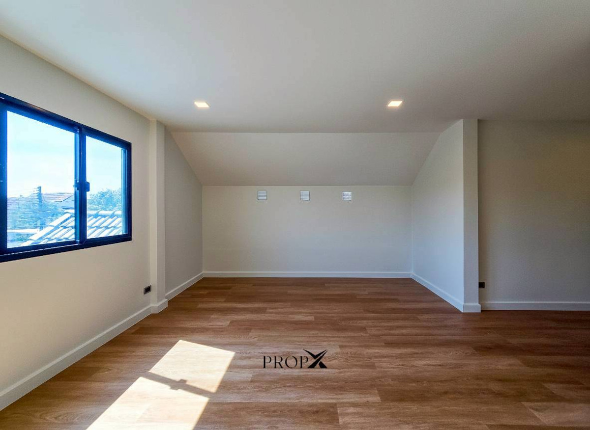 ขายบ้านปทุมธานี รังสิต ธรรมศาสตร์ : บ้านเดี่ยวบนทำเล เมือกเอกรังสิต รีโนเวท