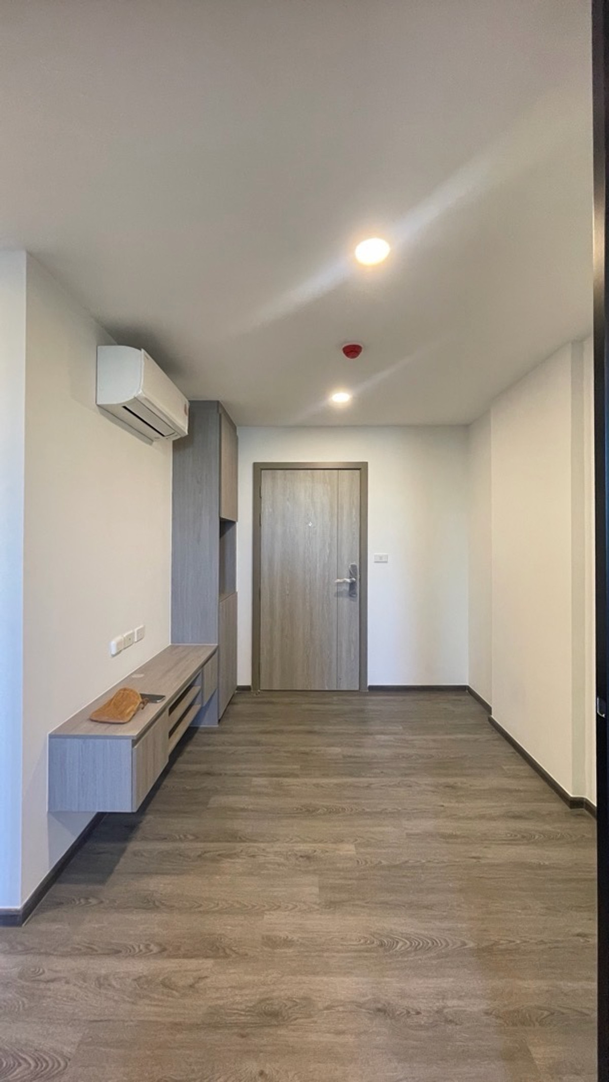 ขายคอนโดวิภาวดี ดอนเมือง หลักสี่ : ห้องสวยทิศเหนือ ไม่ร้อน! 🍃 Brixton พหล 50 ✨ แต่งครบพร้อมอยู่ ใกล้ BTS สายหยุด 🚉 ผ่อนเบาๆ เพียง 2.39 ลบ. 💸