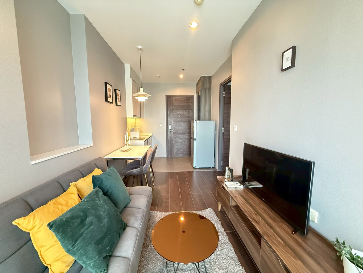 ให้เช่าคอนโดสุขุมวิท อโศก ทองหล่อ : ให้เช่าคอนโด ซี เอกมัย 1นอน 1น้ำ ห้องสวยแต่งครบพร้อมอยู่ ใกล้ BTSเอกมัย,BTSทองหล่อ