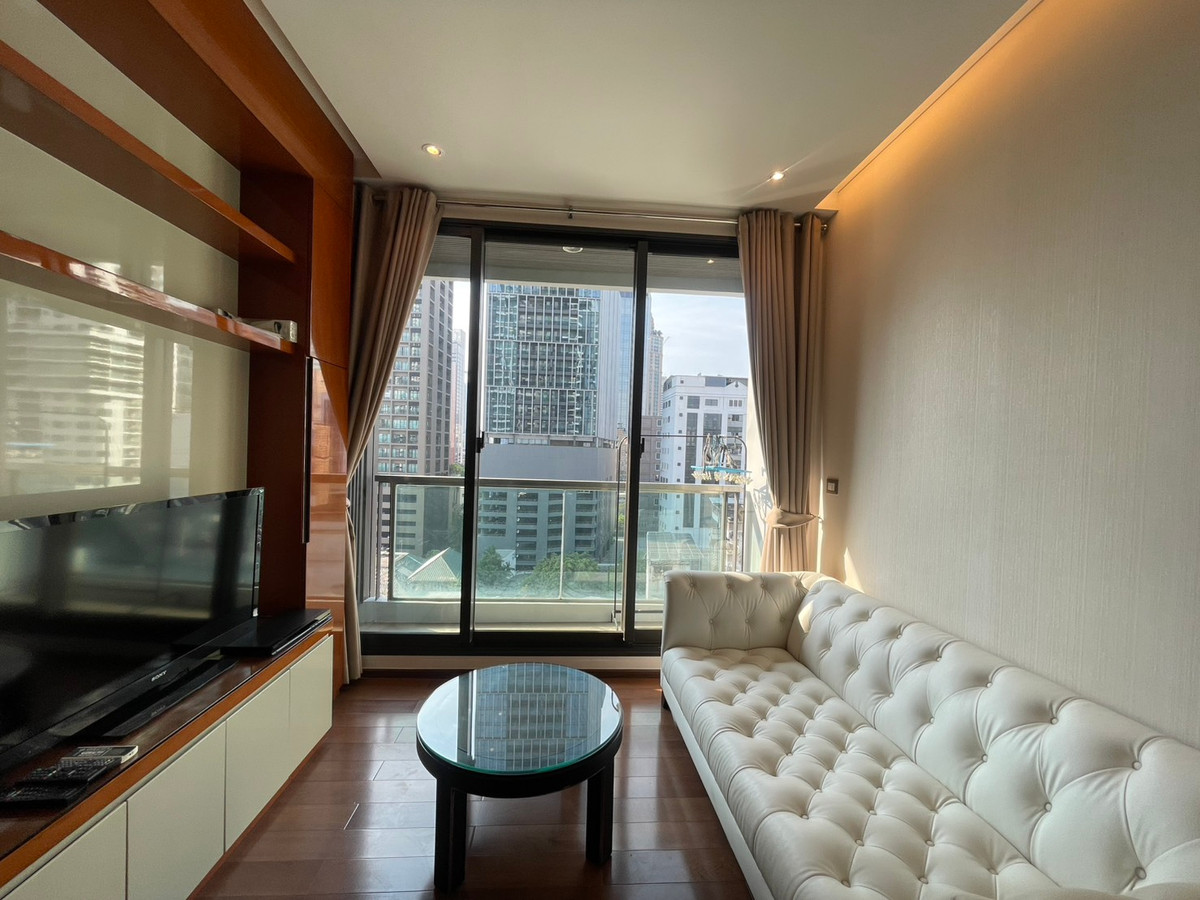 ให้เช่าคอนโดสุขุมวิท อโศก ทองหล่อ : ว่างพร้อมเช่า คอนโด ดิ แอดเดรส สุขุมวิท 28  หนึ่งห้องนอน ไซส์ใหญ่ ใกล้บีทีเอส พร้อมพงษ์ 