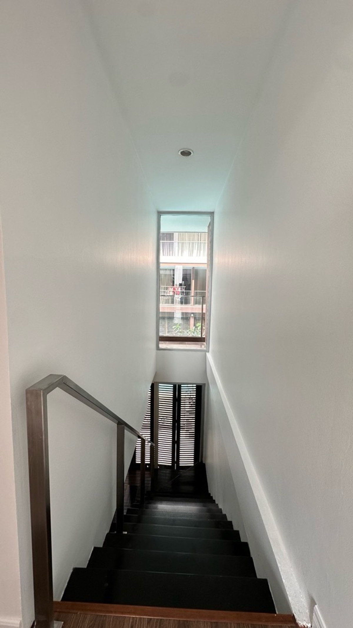 ขายคอนโดปิ่นเกล้า จรัญสนิทวงศ์ : 🔥🏠❤️ 🔥 ถูกสุด ราคานี้หาไม่ได้ง่าย🔥! คอนโด Duplex ติดสระ | Thana TRI Condominium💎 2 ชั้น ขนาด 71.59 ตร.ม.🌊 เปิดประตูจากห้องลงสระว่ายน้ำได้ทันที🏊‍♀️ อยู่ชั้นเดียวกับ สระว่ายน้ำ ฟิตเนส ซาวน่า